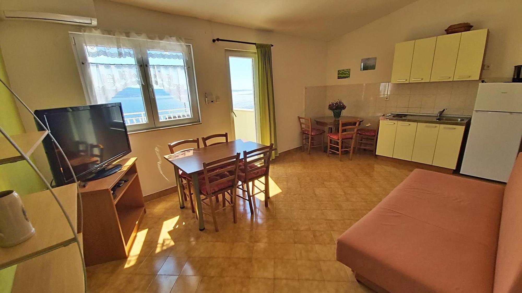 Apartments Marko Nemira أوميس الغرفة الصورة