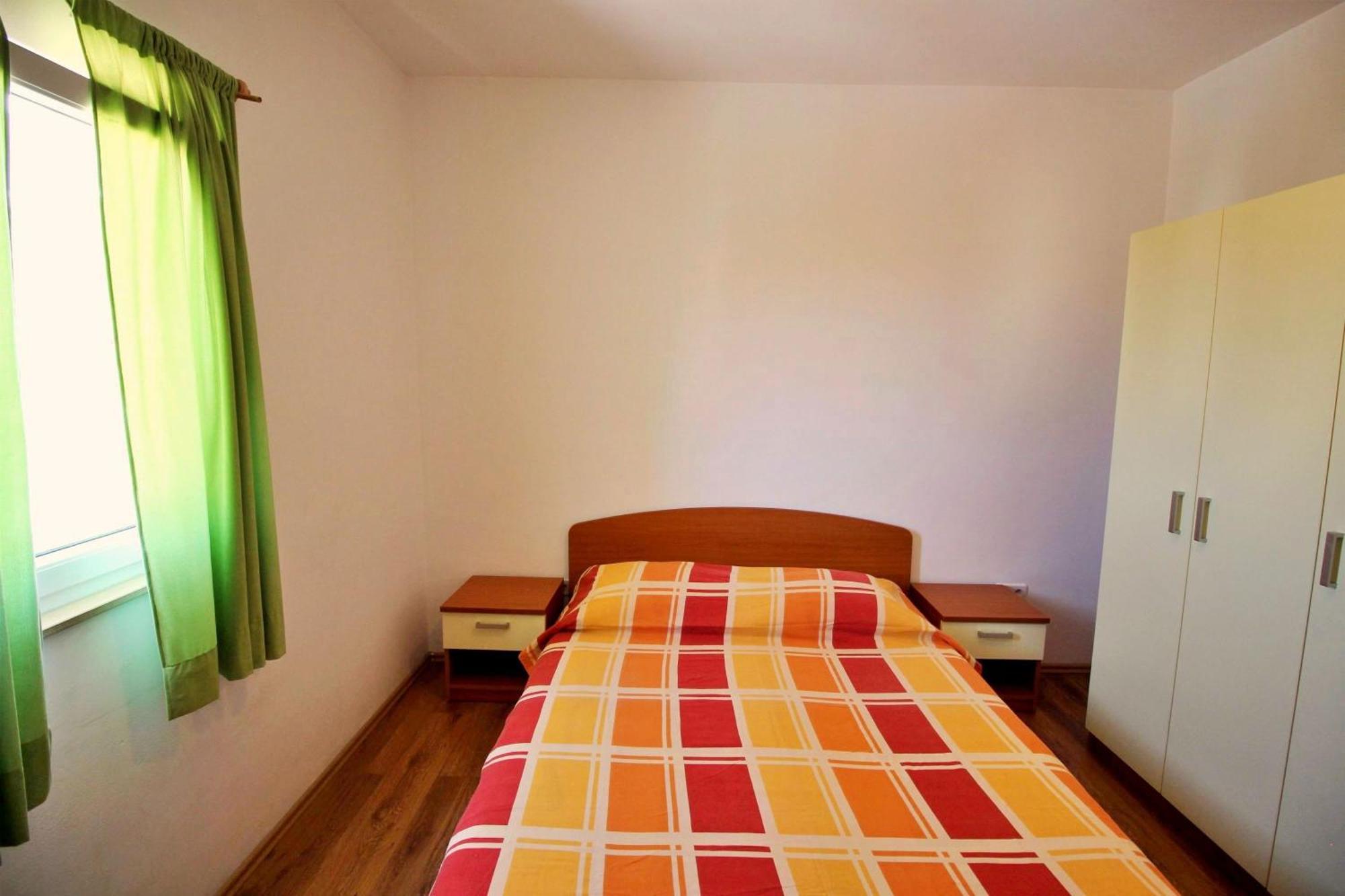 Apartments Marko Nemira أوميس الغرفة الصورة